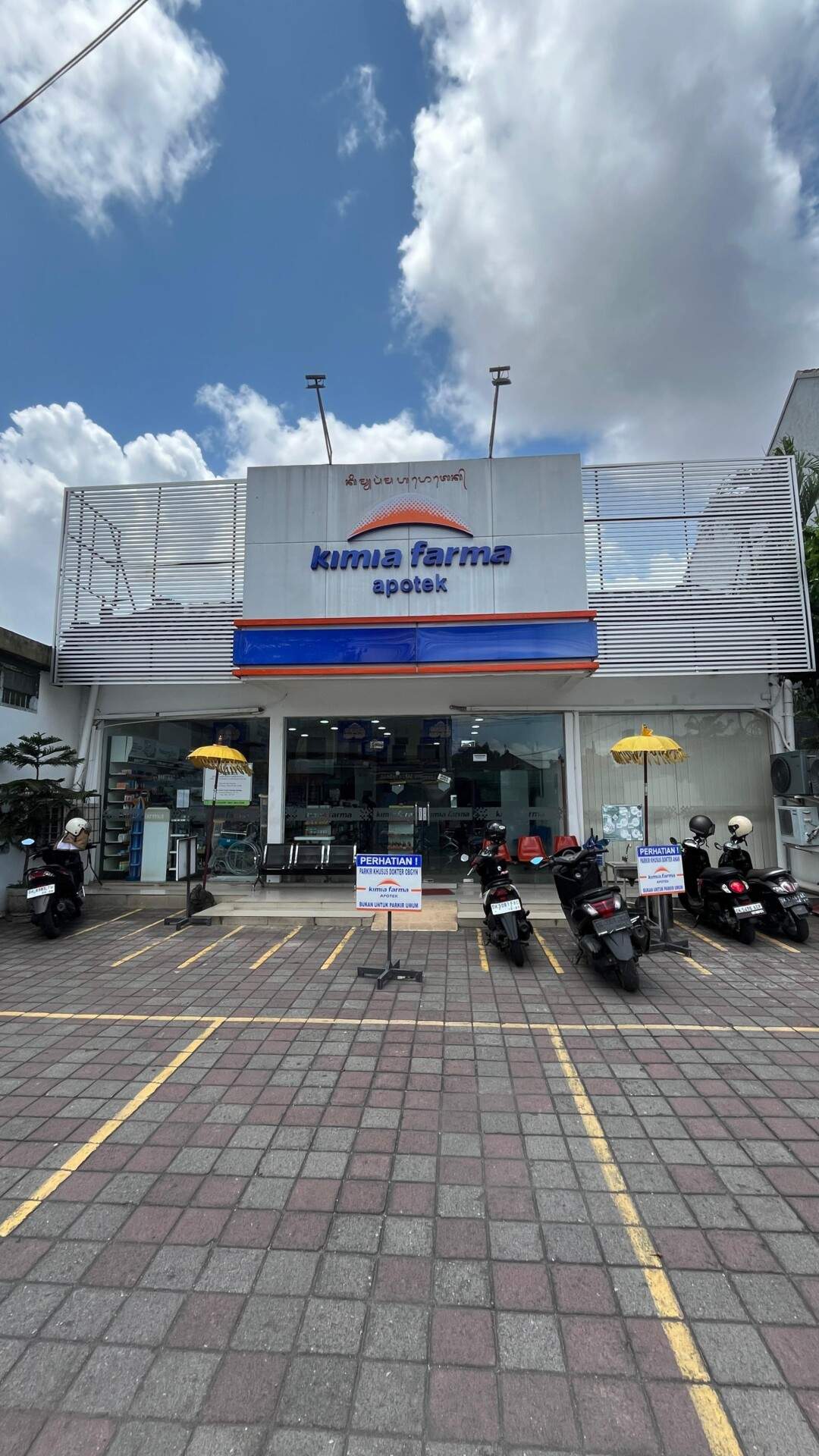KLINIK KF.0640 - MONANG MANING