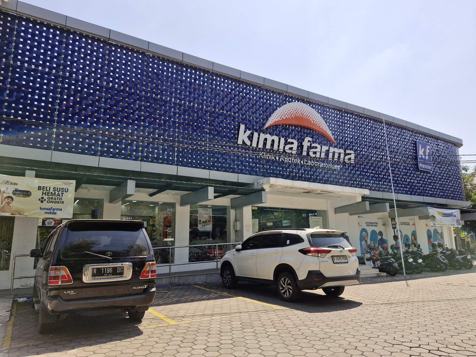 KLINIK KIMIA FARMA BROMO